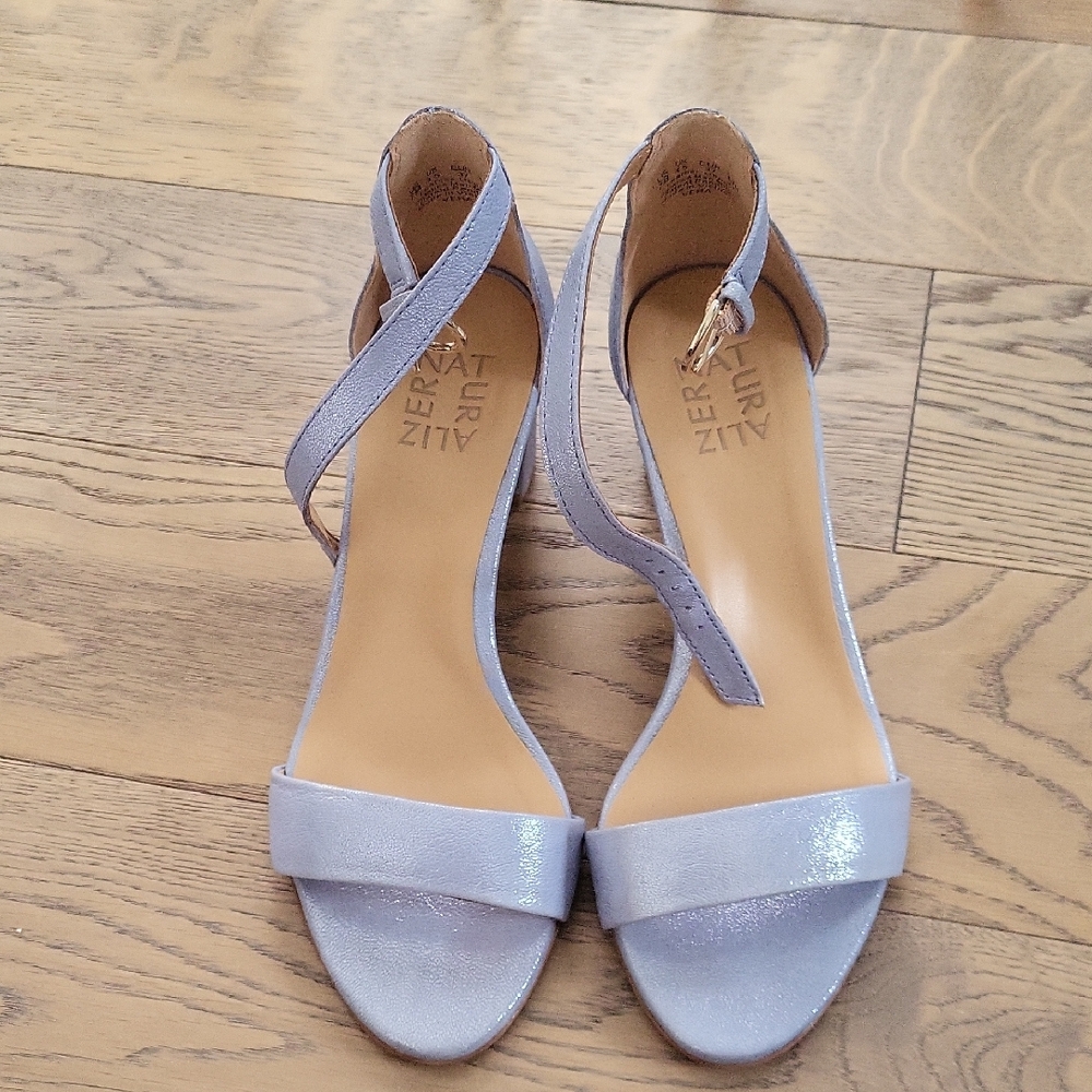 Naturalizer Lavender Strappy Sandals